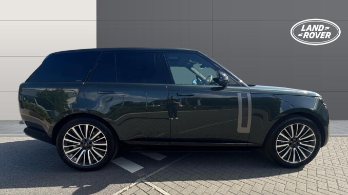 Land Rover Range Rover 3.0 D300 Westminster Edition 4dr Auto Diesel Estate - Image 5